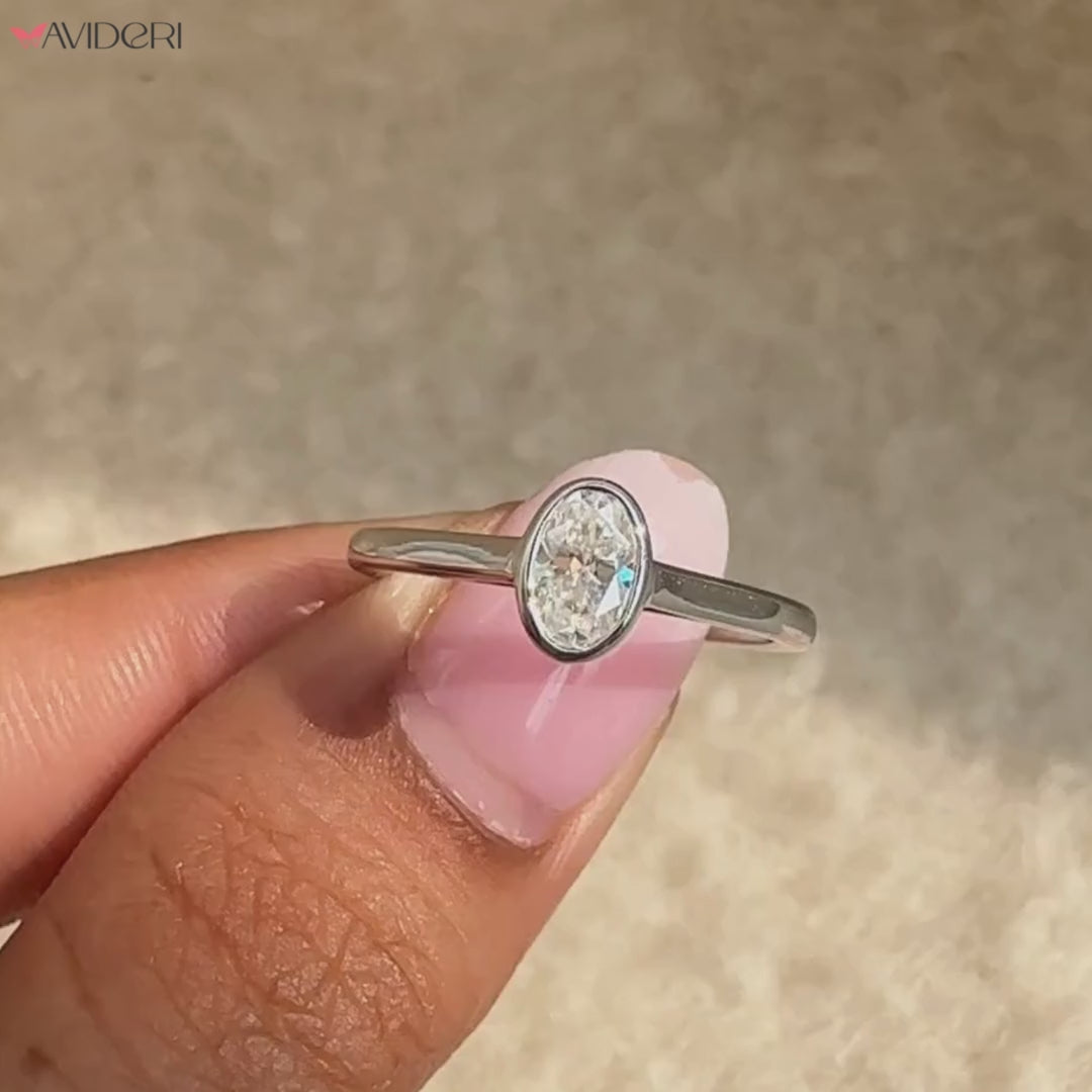 An avideri ring blends signature style with craftsmanship.