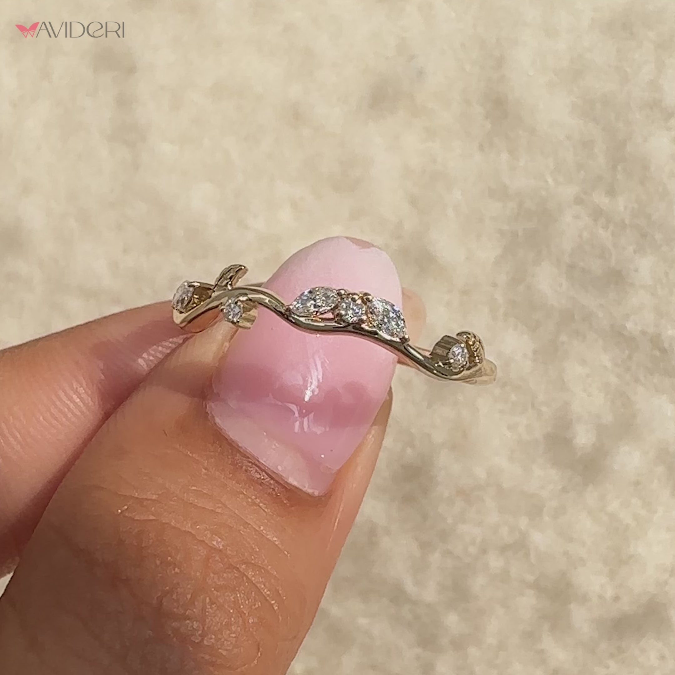 Avideri handmade nature inspired wedding band.