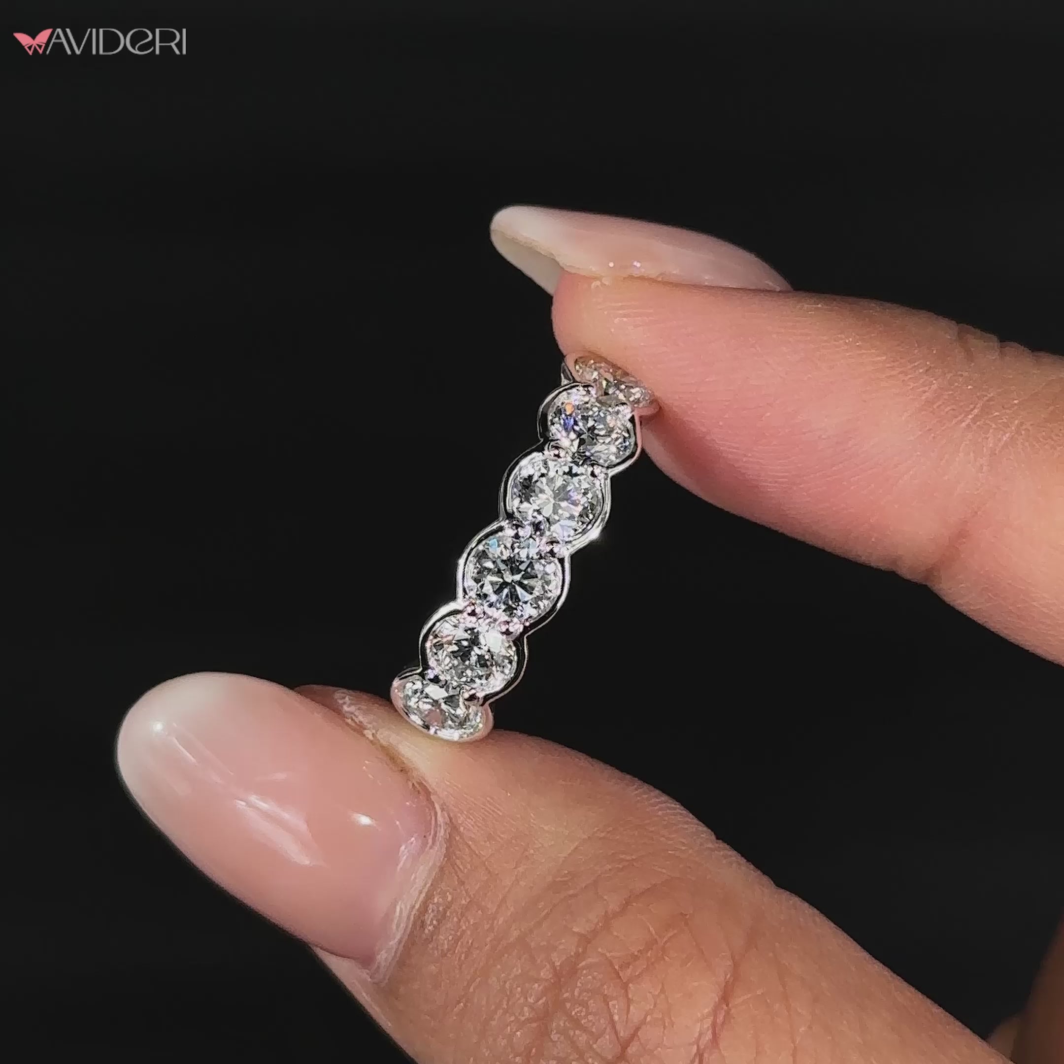 Diamond ring stone featuring brilliant sparkle.
