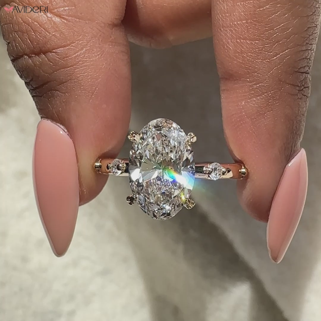 Oval shape makes engagement ring smooth and pretty.