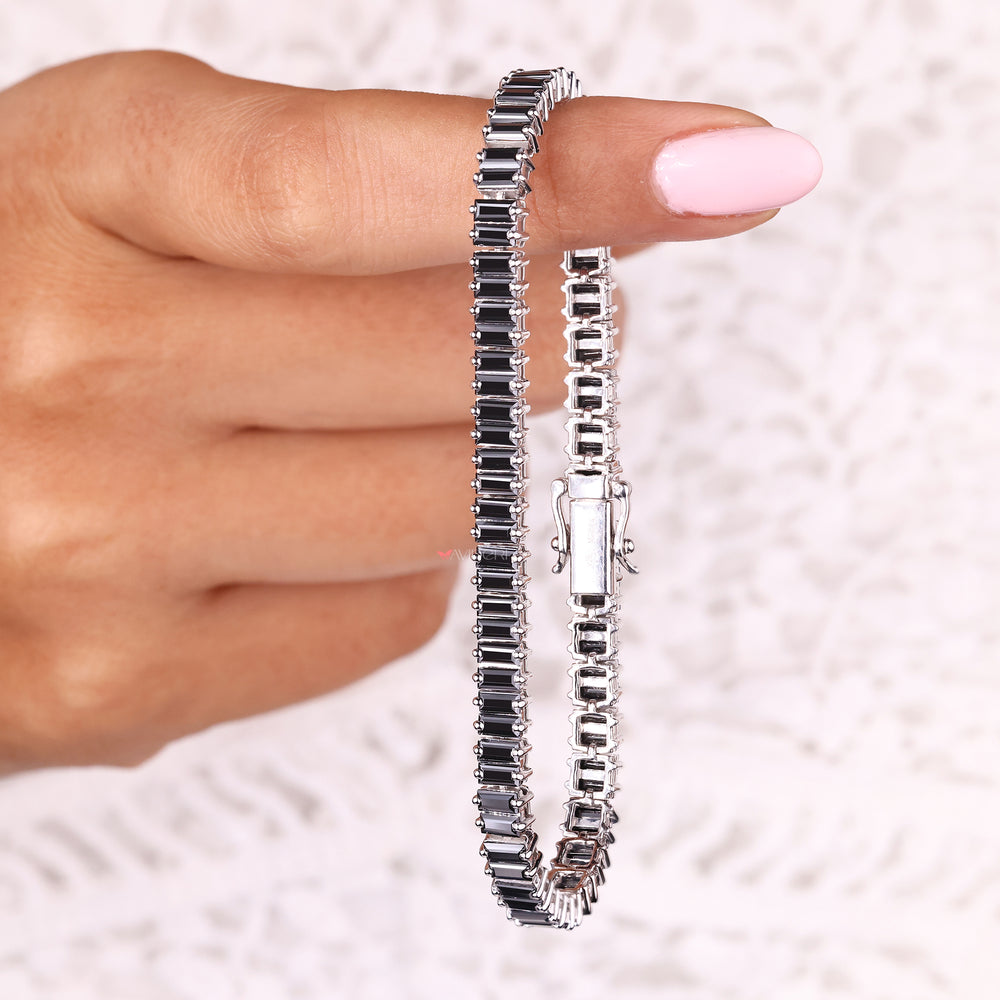 Handmade baguette cut bracelet in moissanite.
