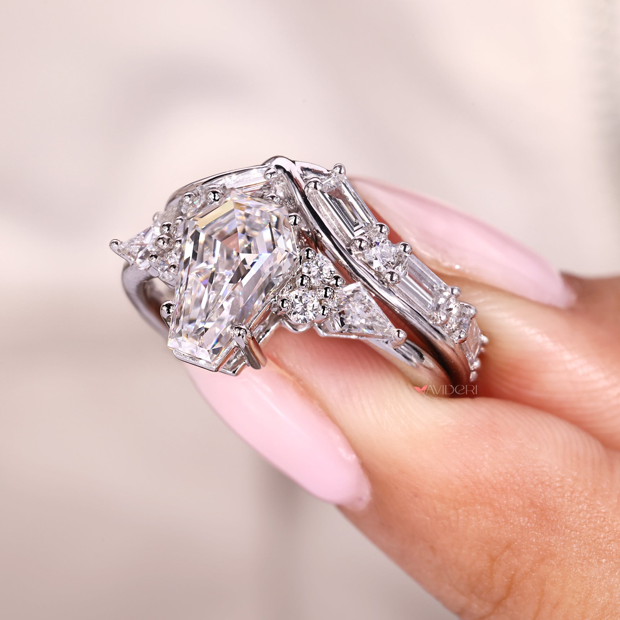 Handmade jewelry bridal set with a round cut band.