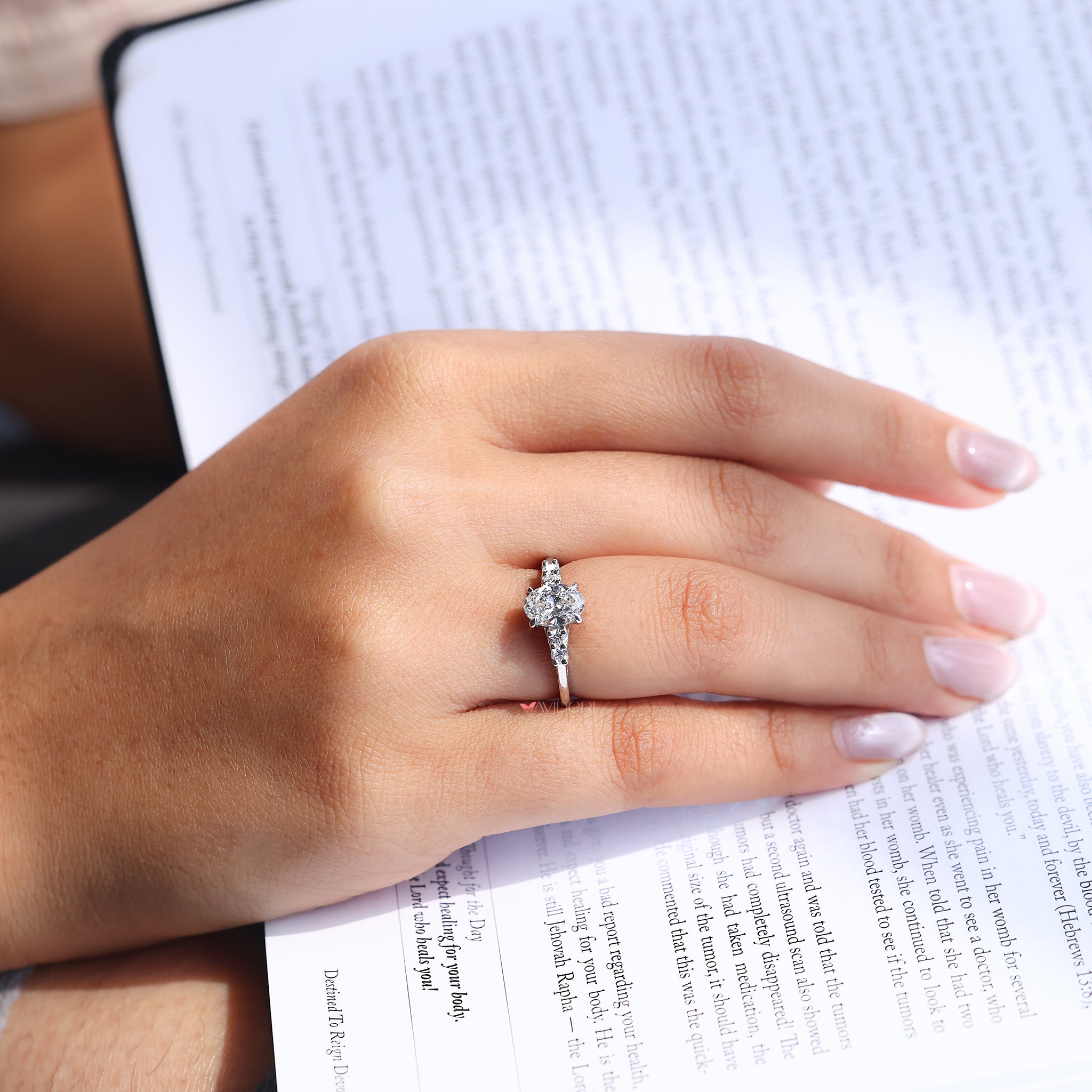 Oval diamond ring paired with four claw prong setting for added security and beauty.
