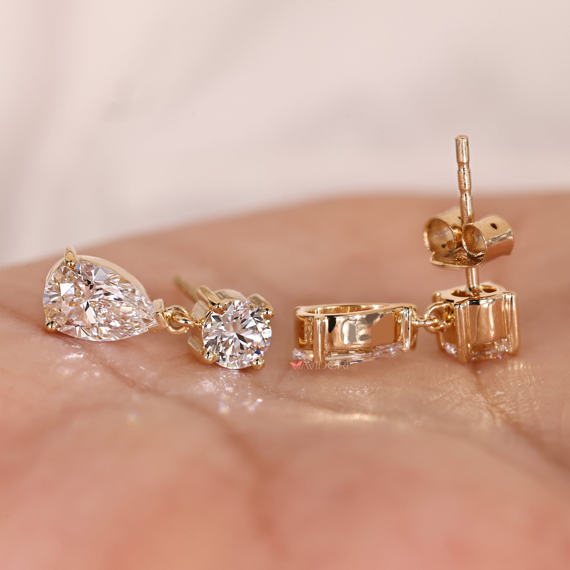 Yellow gold earrings in Diamond earrings for women.
