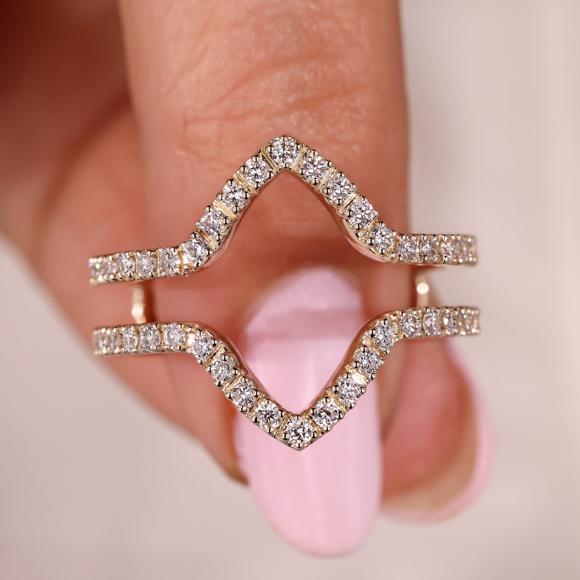 Handmade jewelry band by Avideri.
