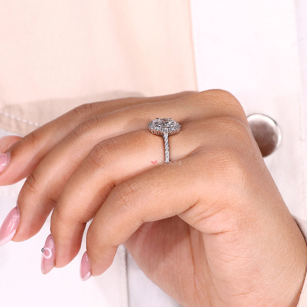 Pave diamond ring band crafted for a unique and elegant style
