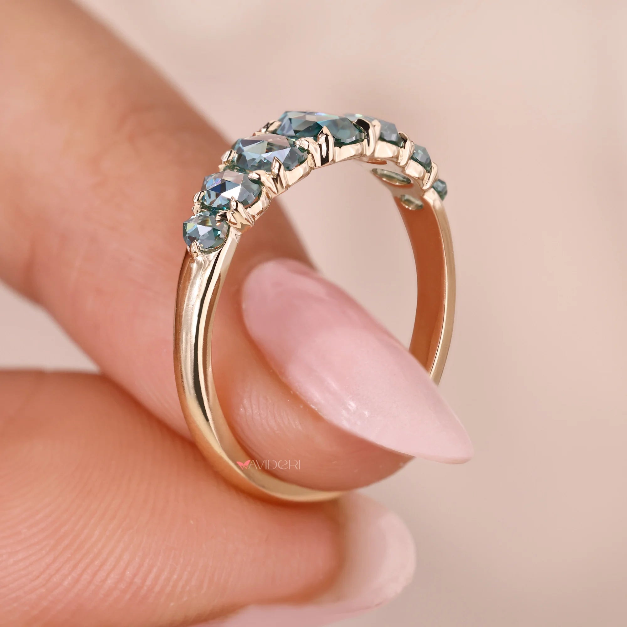 Tapered shank band with yellow gold wedding band.
