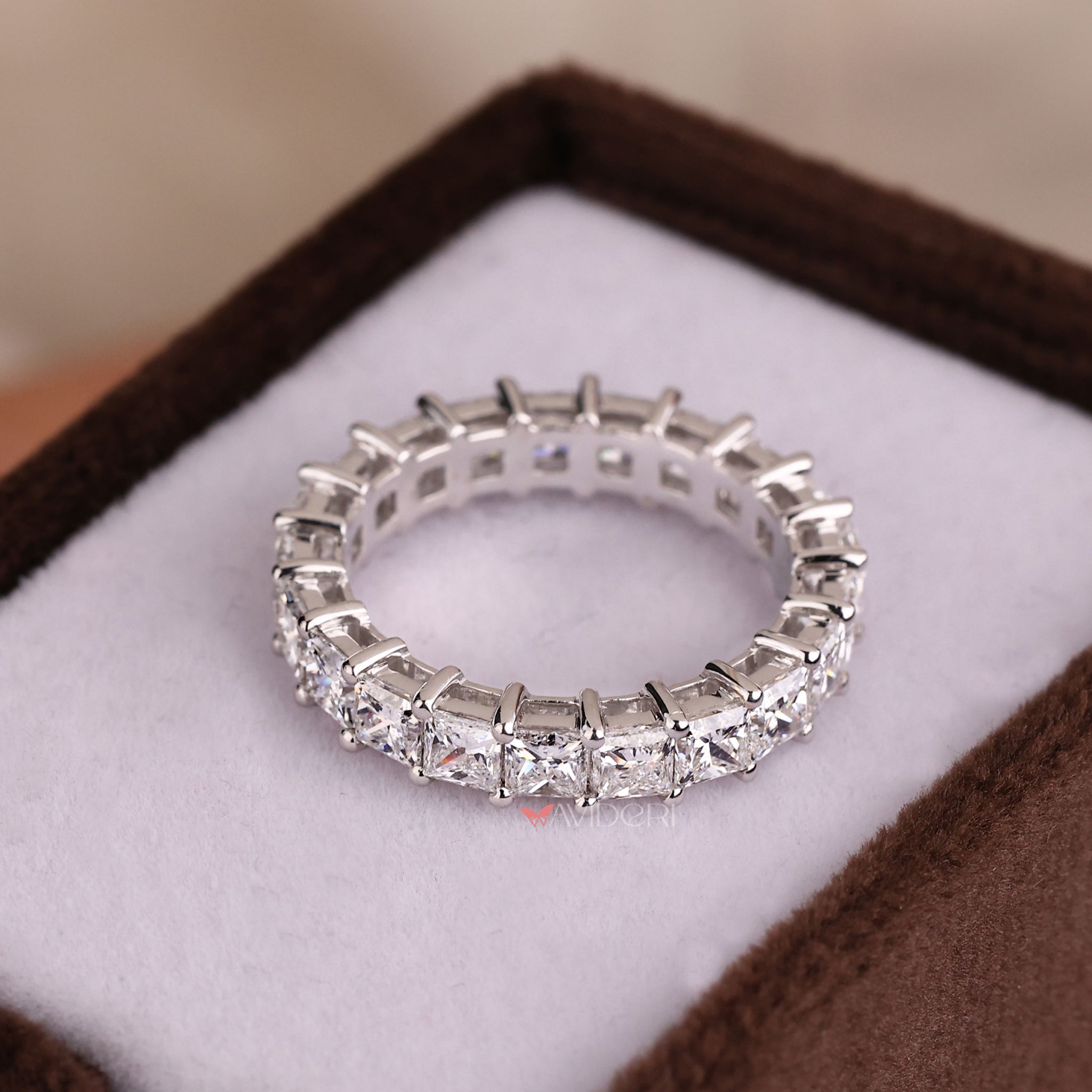 Lab grown diamond ring with brilliant shine.
