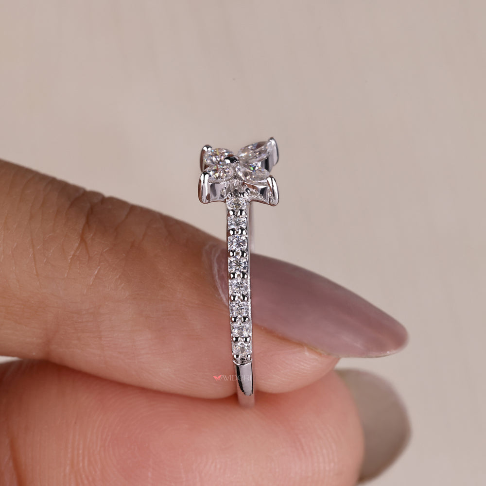 round diamond engagement ring pave ring pave wedding band
