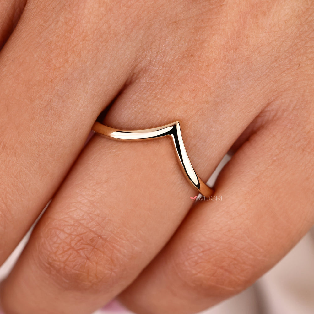 Handmade chevron band with clean design.