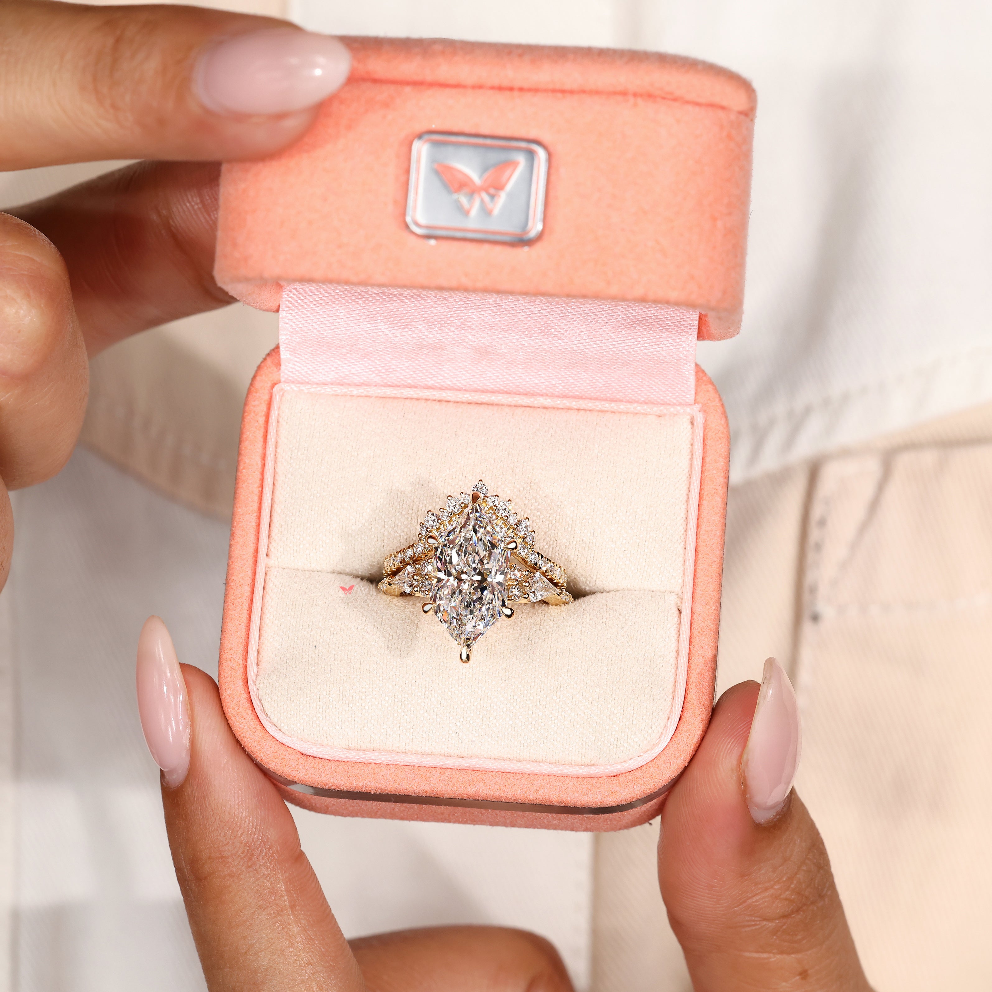 Lab grown diamond engagement ring and band set.
