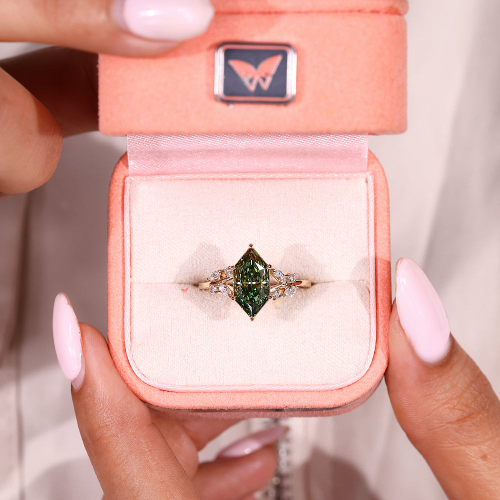 IGI certified Dutch marquise ring with tapered band design
