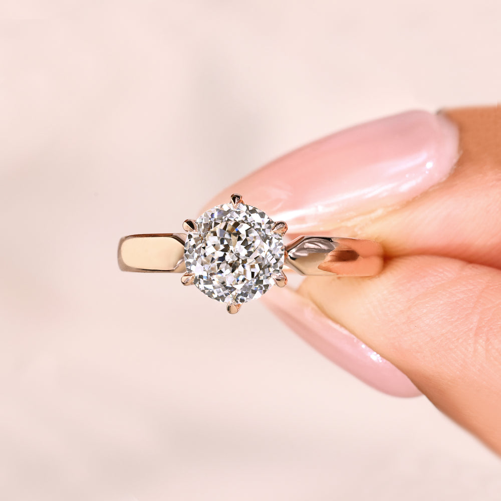 Tulip basket Portuguese diamond ring design.
