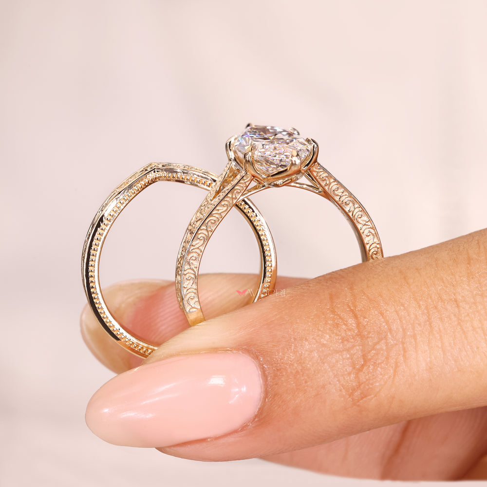Handmade vintage wedding band art deco style.
