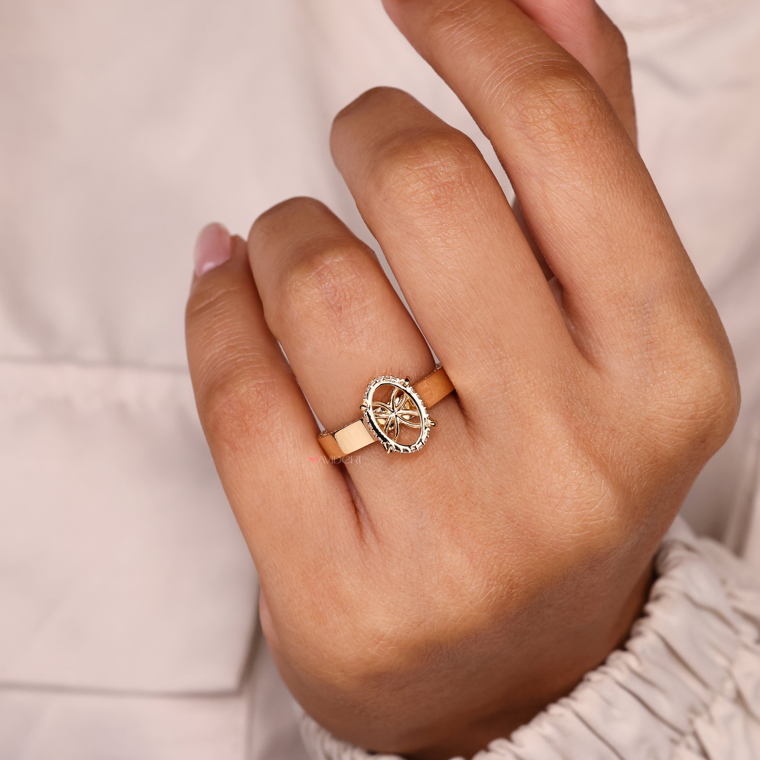 IGI certified semi mount engagement ring.
