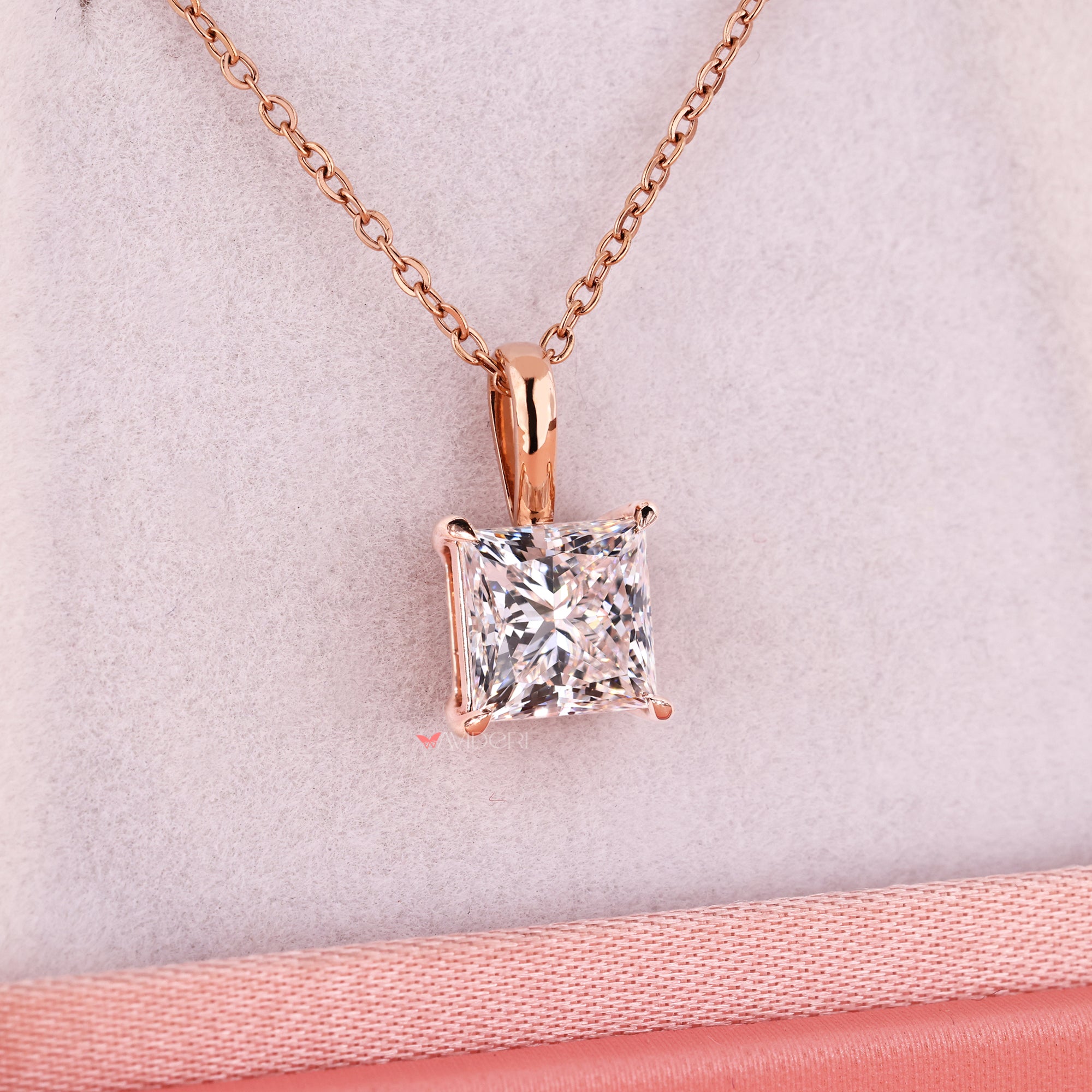 Diamond pendant with handmade pendant.