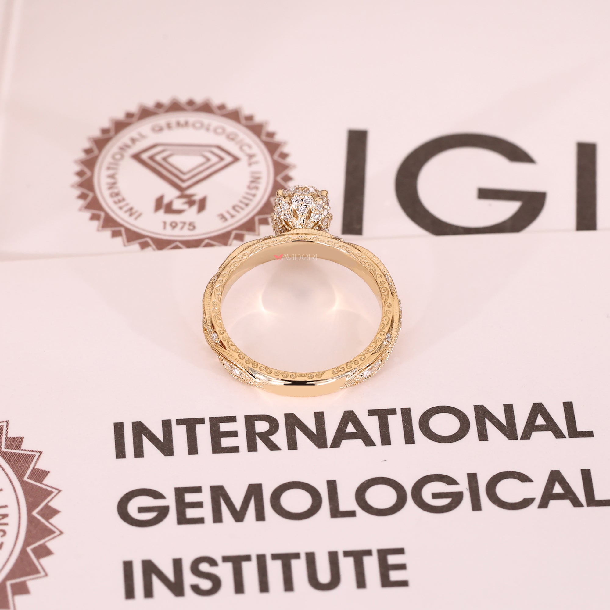 Yellow gold diamond ring featuring IGI certified Lab Grown Diamond brilliance.
