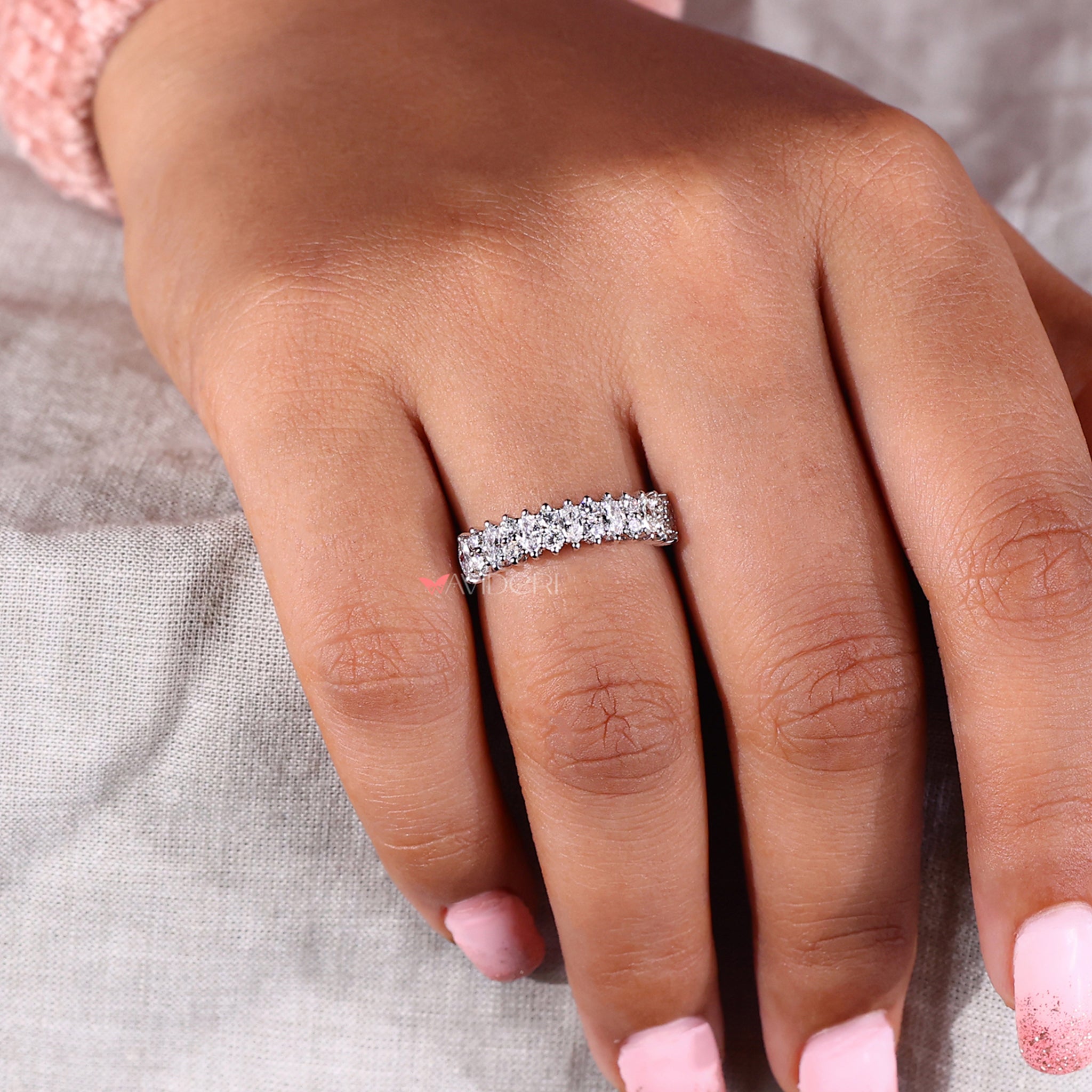 A marquise wedding band that brings a unique shape to your style.
