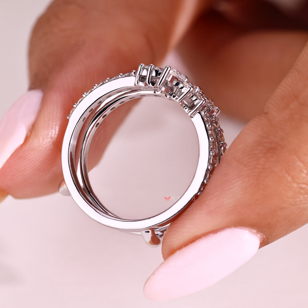 This moissanite band offers bright sparkle and clarity.
