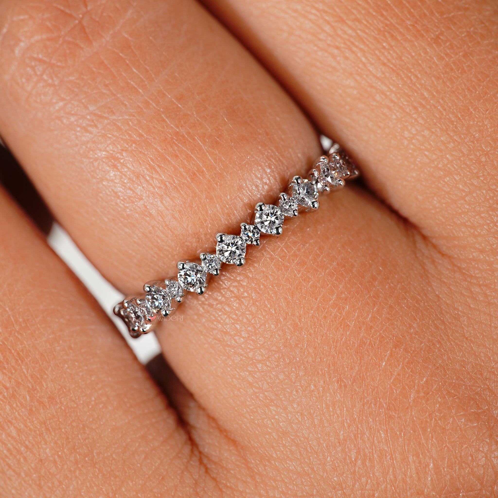 IGI certified band crafted for exceptional quality and authenticity
