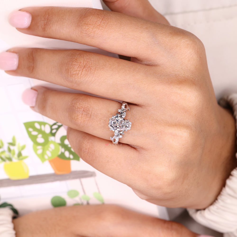 Cluster setting ring with filigree ring.