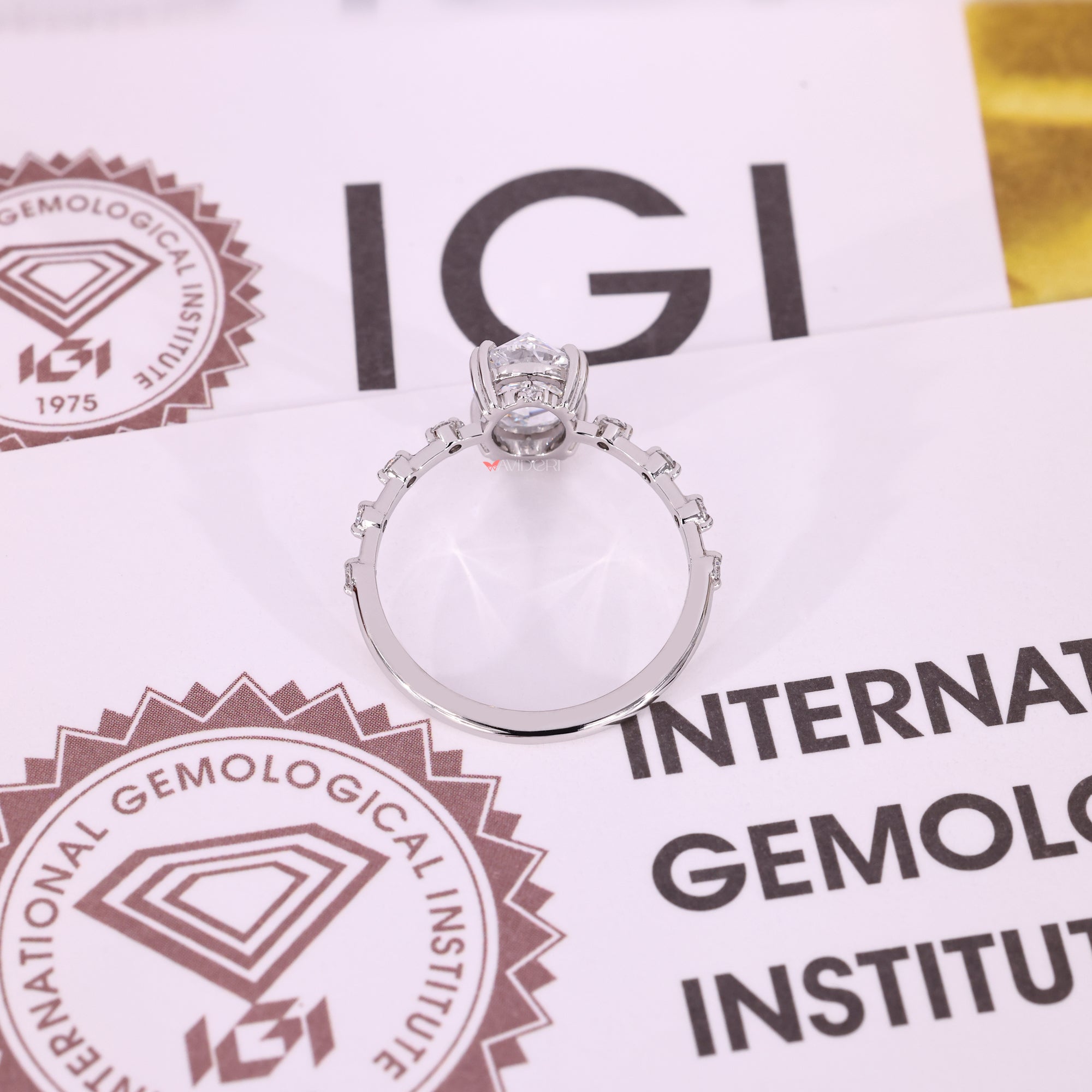 IGI certified with handmade ring.
