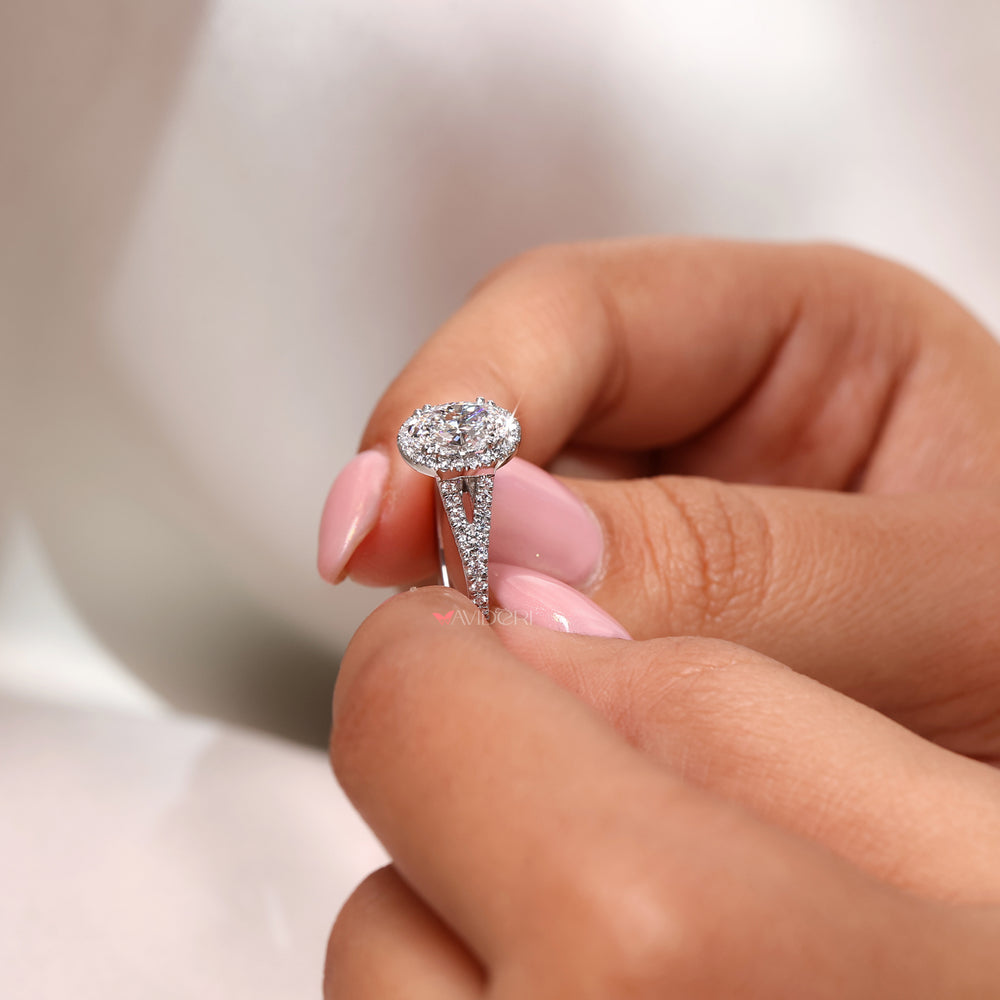 Round cut diamond ring with an Oval diamond ring for a unique look.
