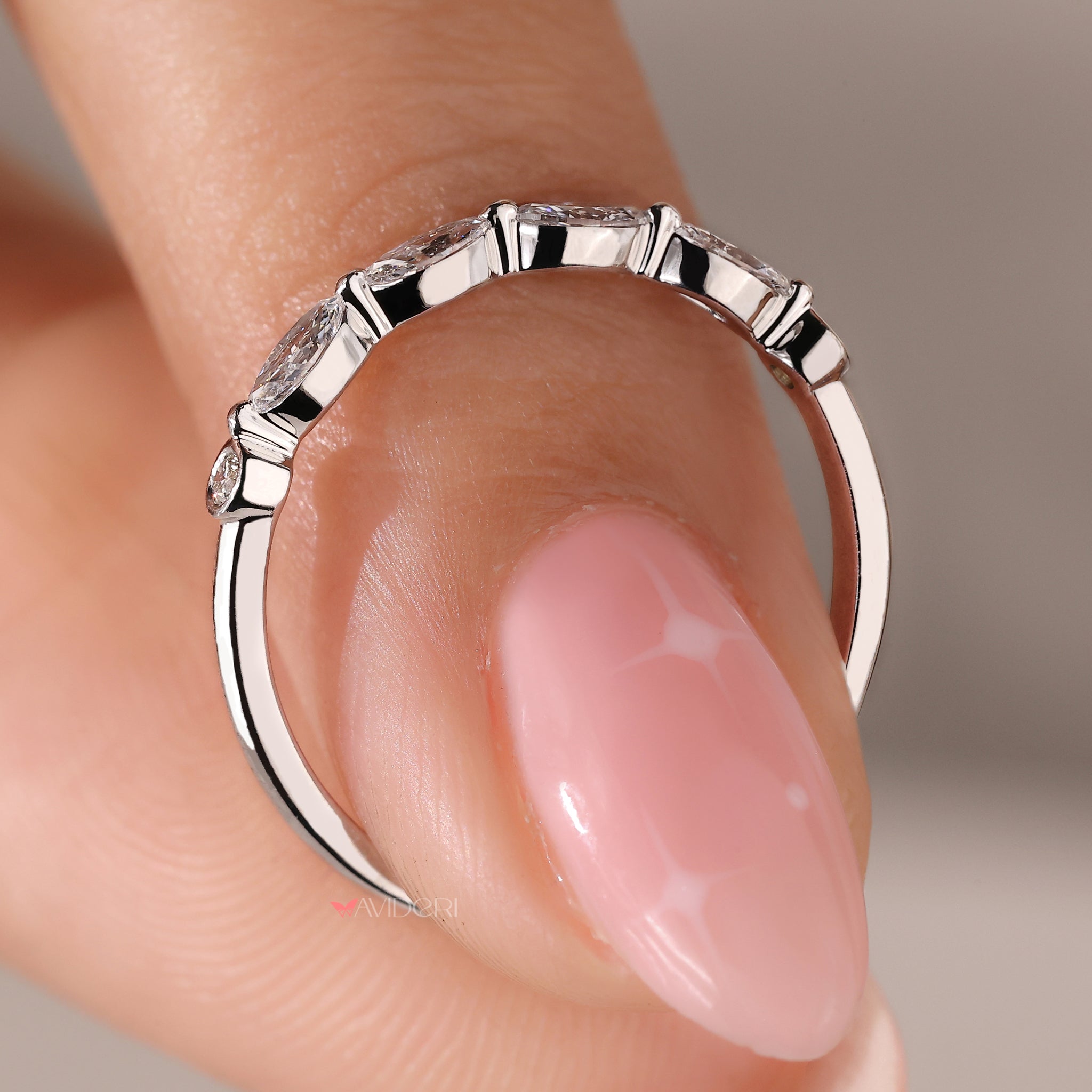 White gold diamond wedding band combining brilliance and timeless beauty
